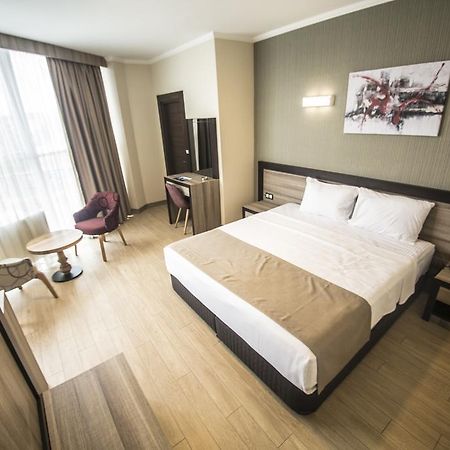 The Corner Hotel Синджан Экстерьер фото