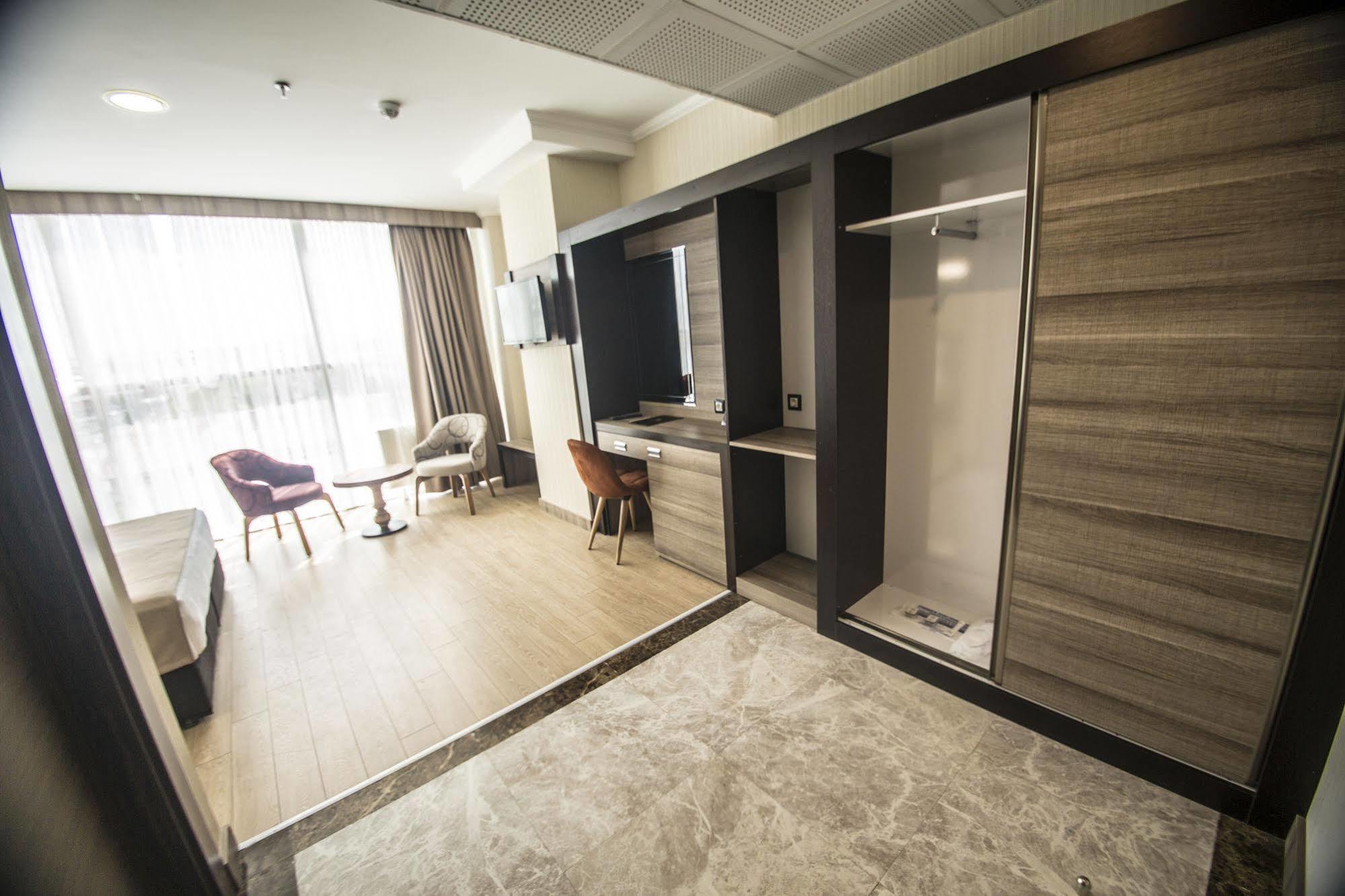 The Corner Hotel Синджан Экстерьер фото